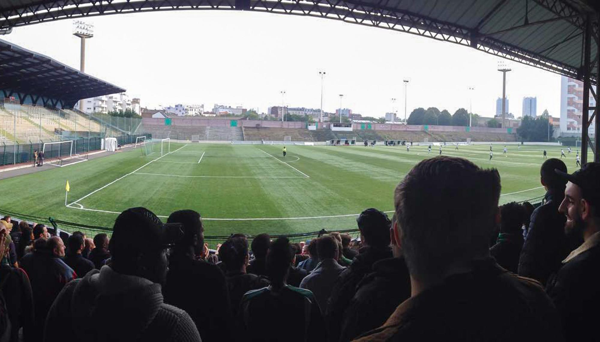 Estadio Red Star FC